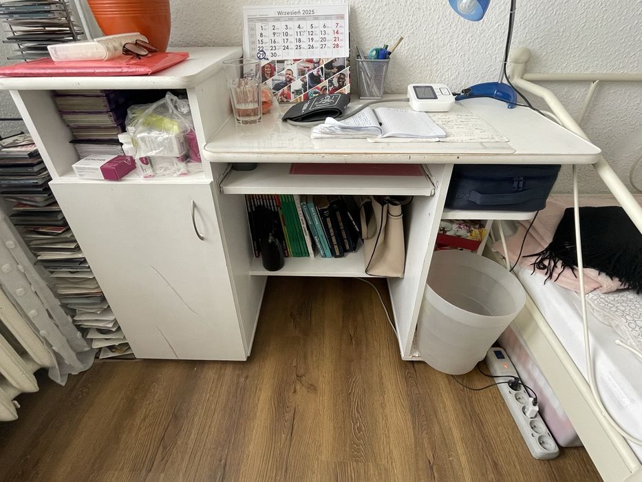 Białe biurko - do odmalowania