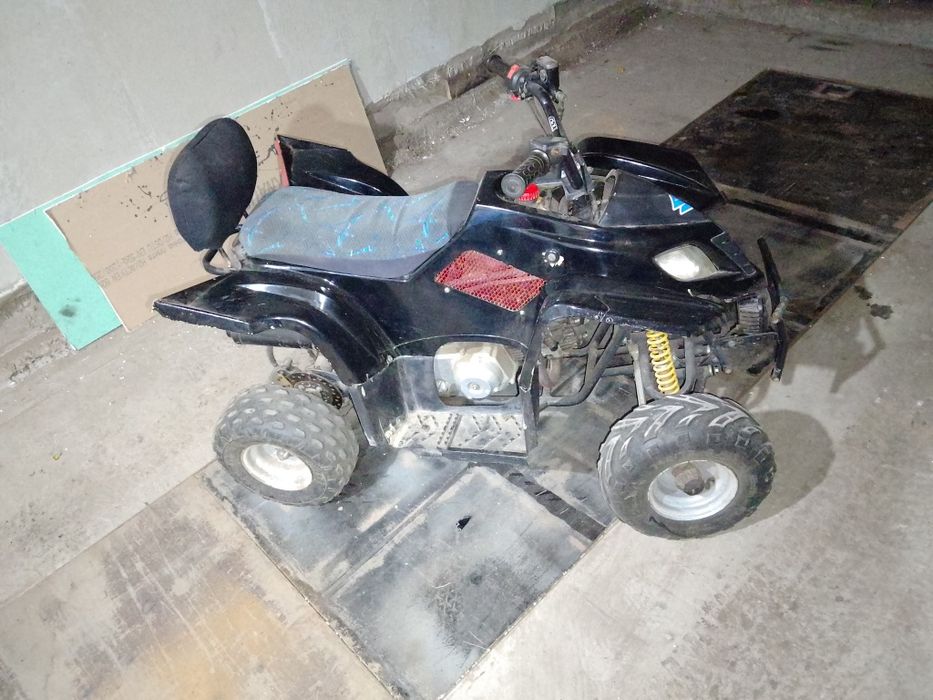 Продам квадроцикл,обмін на електро самокат.