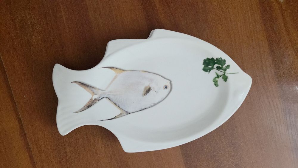 Продам рибні тарілки. В дуже хорошому стані.