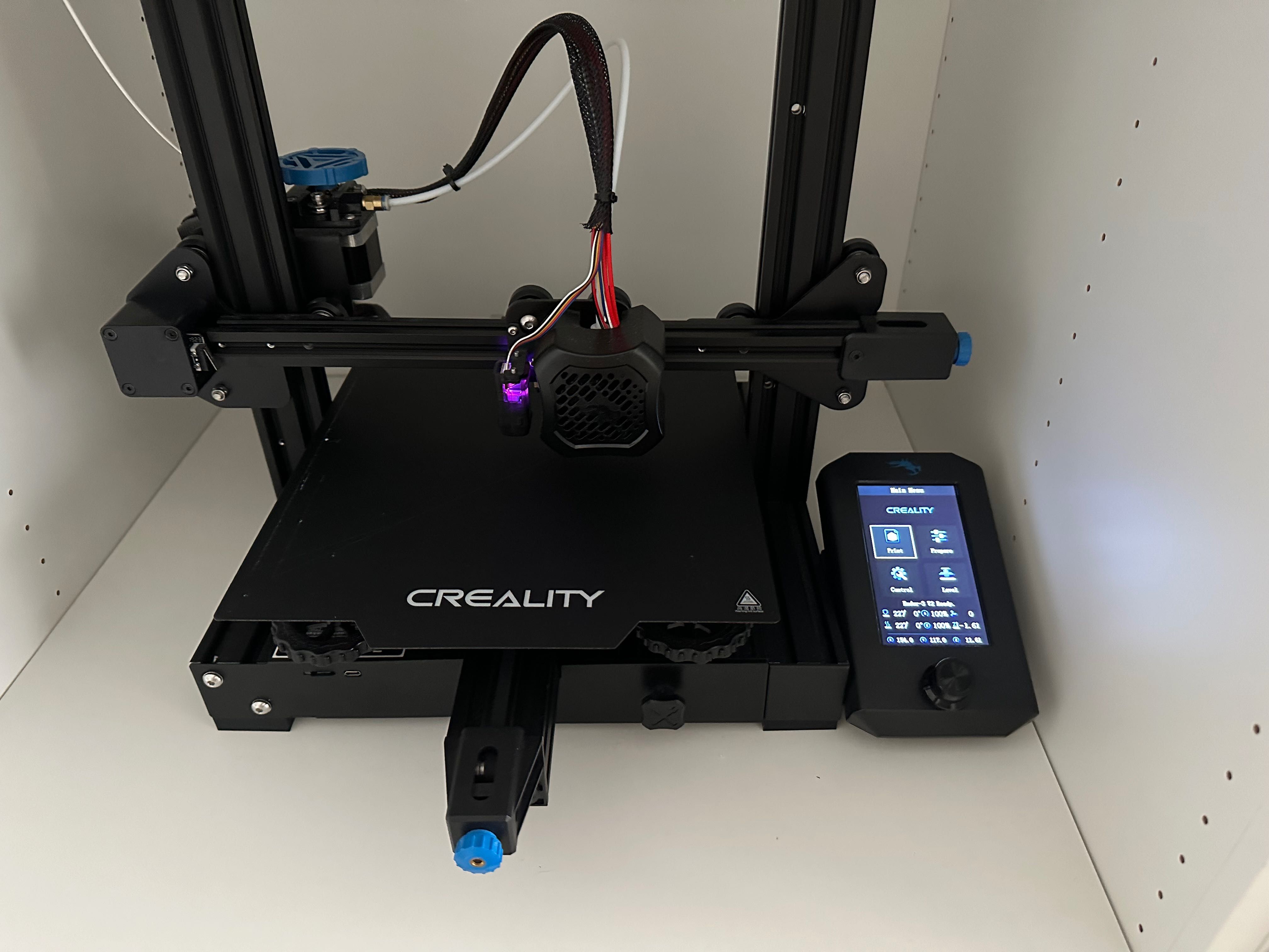 Drukarka 3D Creality Ender 3 v2; CR Touch; super stan