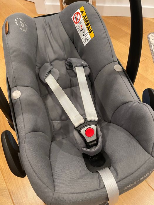 Автокрісло люлька Maxi-Cosi Pebble Pro i-Size