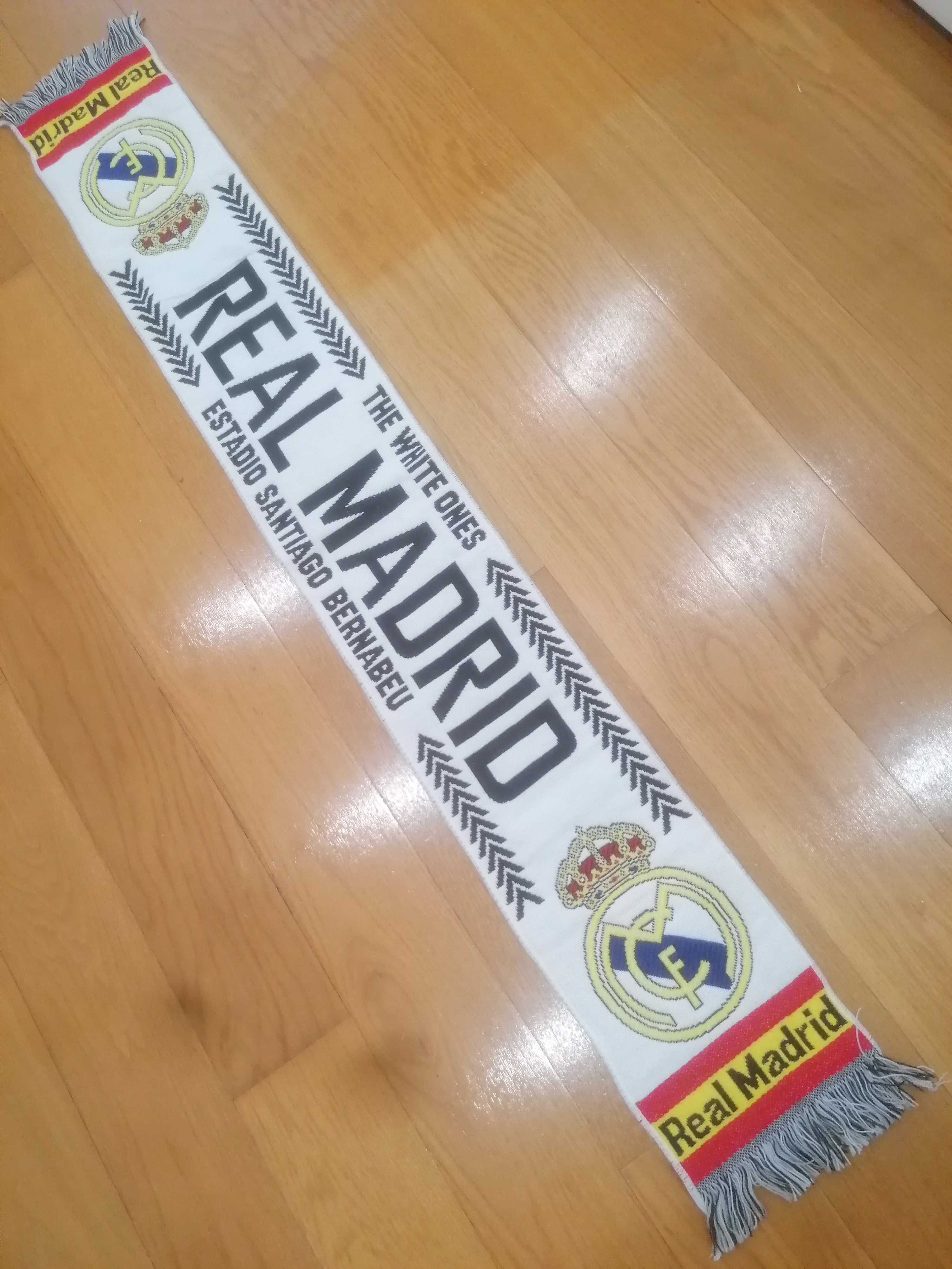 Cachecol Real Madrid novo