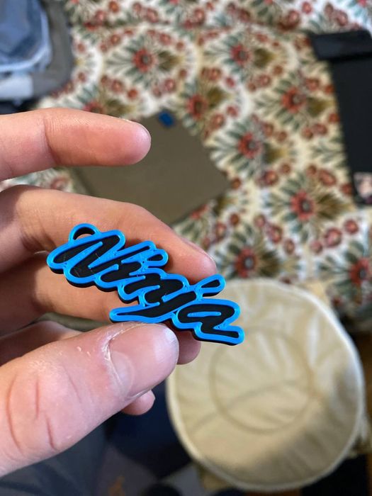 Попільничка декоративна,брелок, емблема авто,мото...