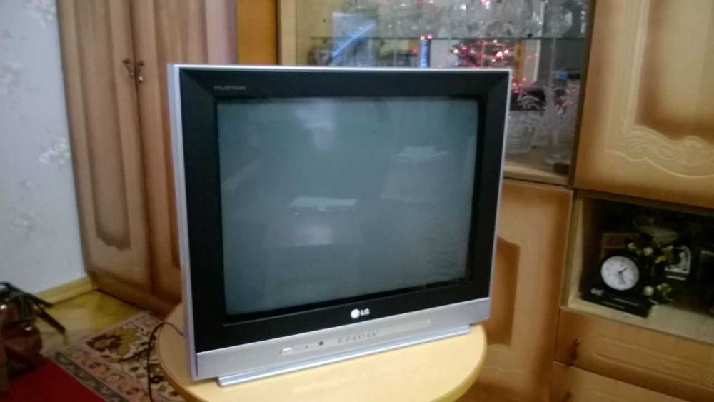 Телевизор LG-21FJ4AB