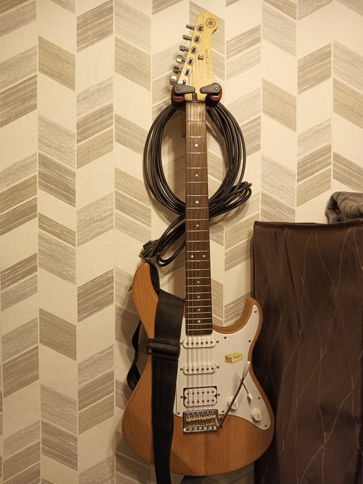 Gitara elektryczna Yamaha Pacifica 112 J