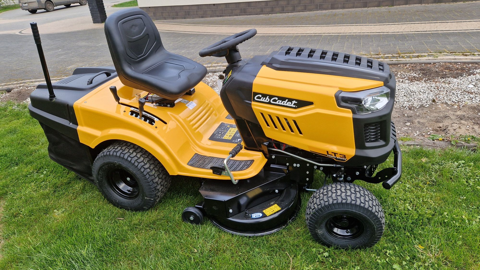 Kosiarka Cub Cadet LT3 force series