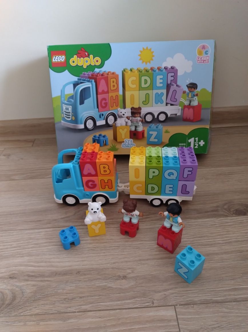 Klocki LEGO Duplo ciężarówka z Alfabetem