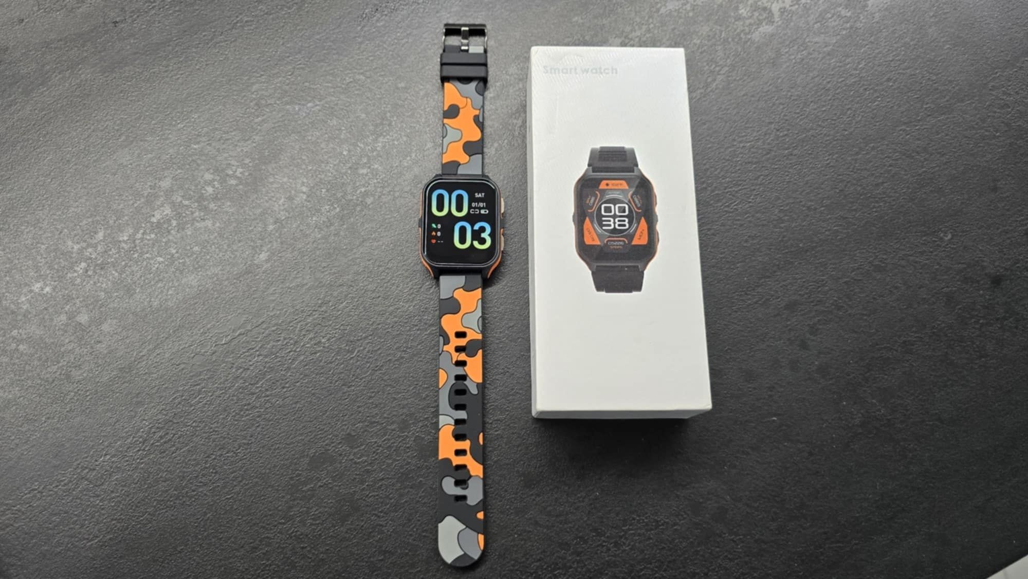 Nowy smartwatch męski