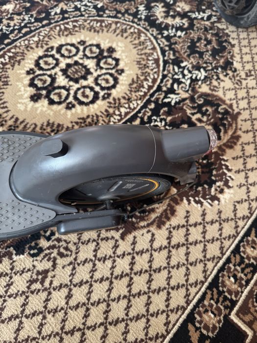 Електросамокат Ninebot Segway Max g30