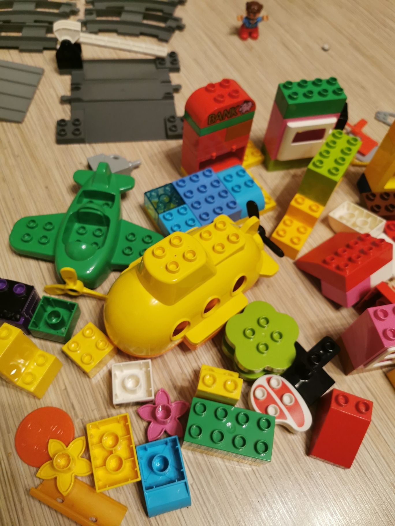 Mega zestaw Lego duplo pociąg, tory, auta