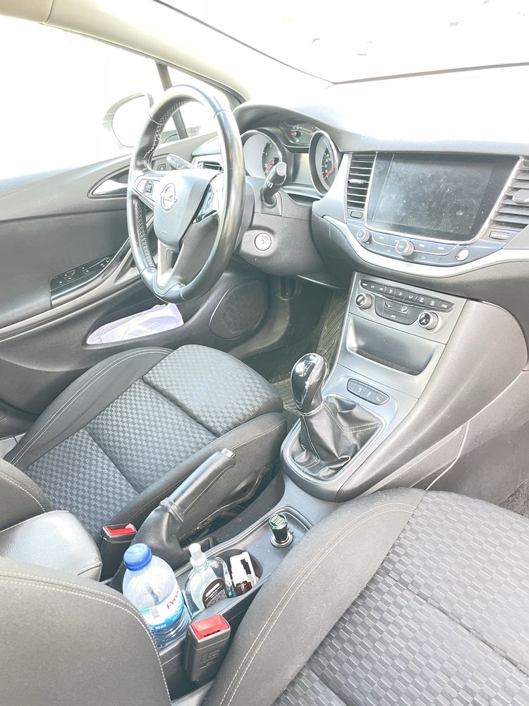 Opel Astra 1.6 Diesel 2017 com garantia