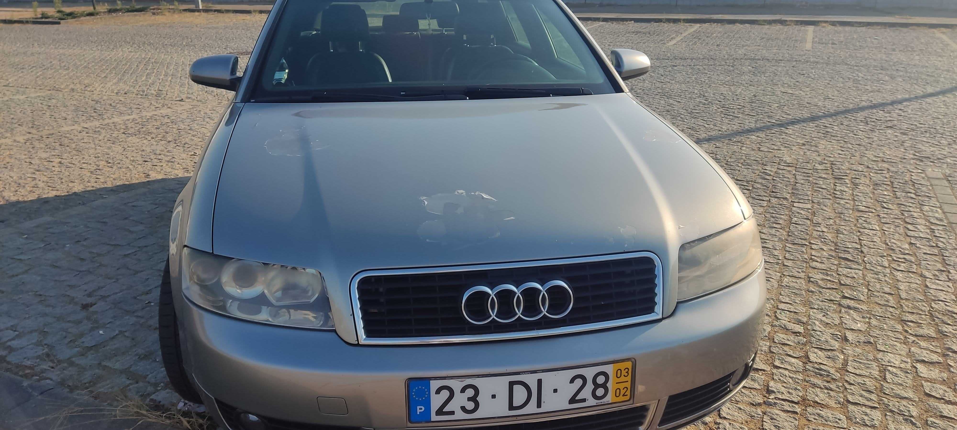Audi A4 1.9 TDI 130 CV Sline