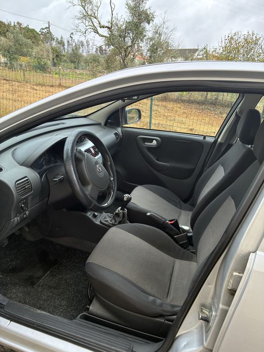 Opel corsa 1.3 CDTI ar condicionado
