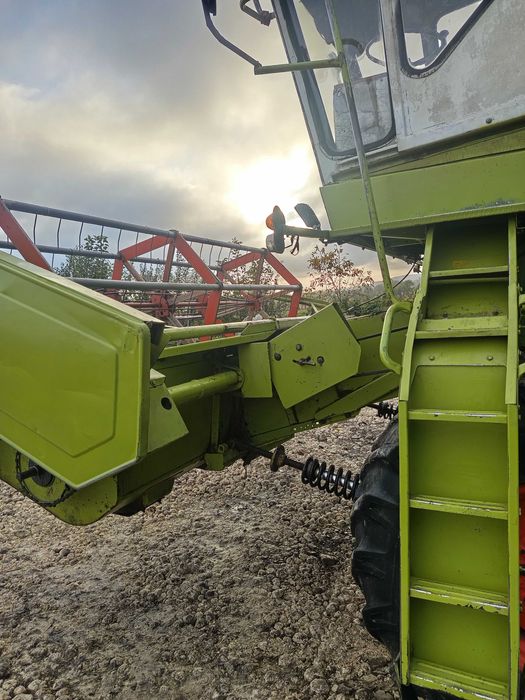 Комбайн Claas Mercator 60