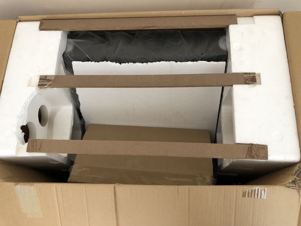 Вытяжка наклонная Teka DVU 590 черное стекло 90 см