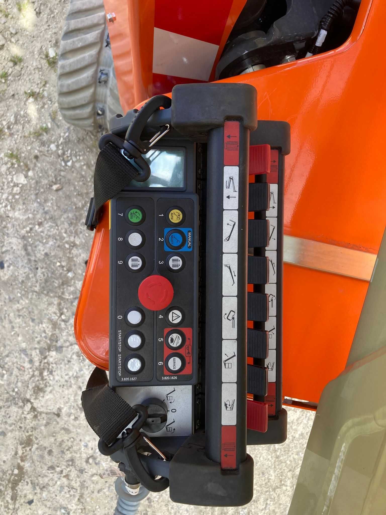 JLG X17JPLUS Podest ruchomy gąsienicowy typu pająk 17,06M 2300kg wagi