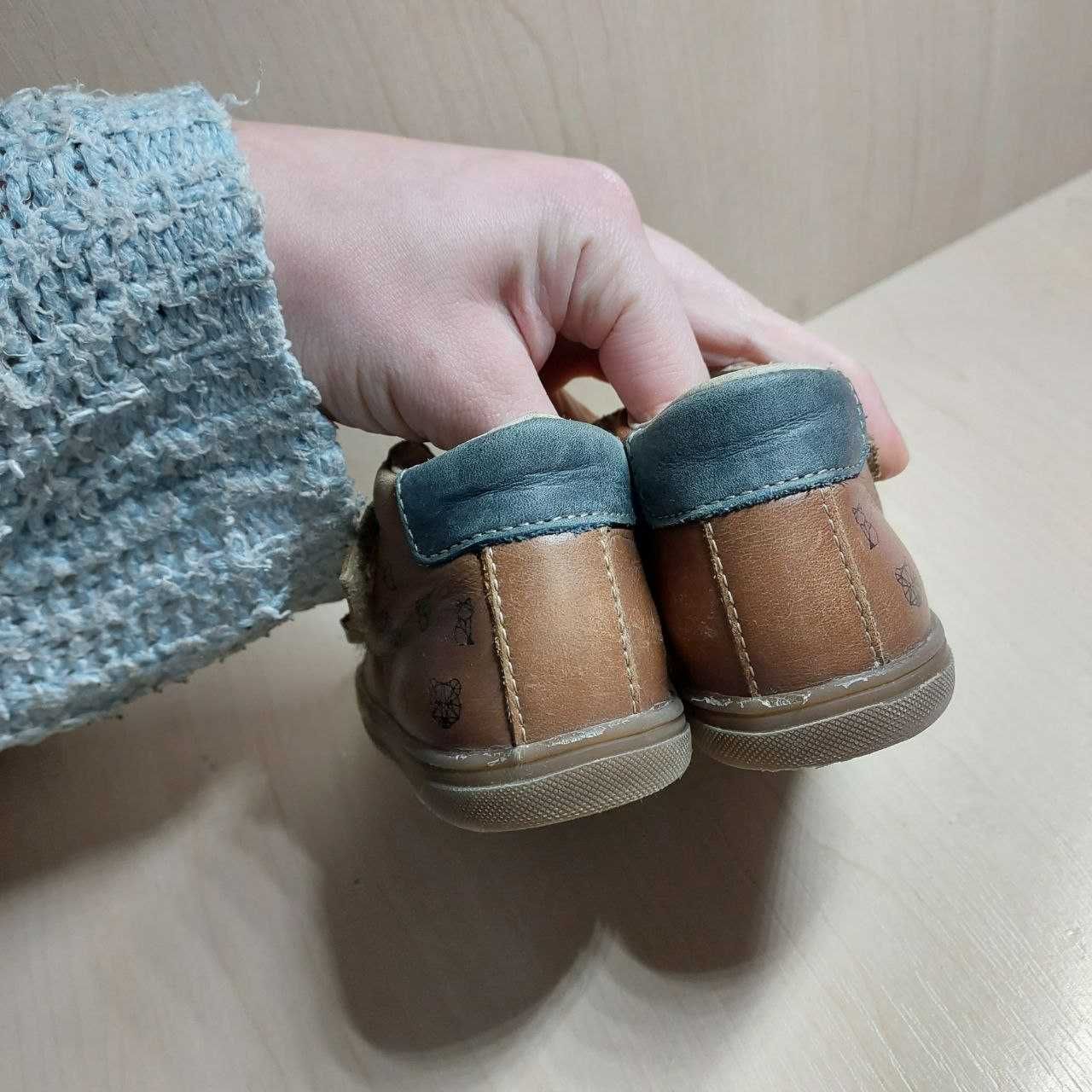 шкіряні черевички на хлопчика 22 (13.5 см)