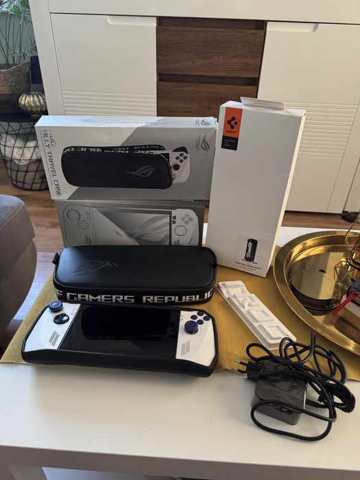 Asus ROG Ally Z1 Extreme RC71L 512GB + travel case + etui spigen s.bdb