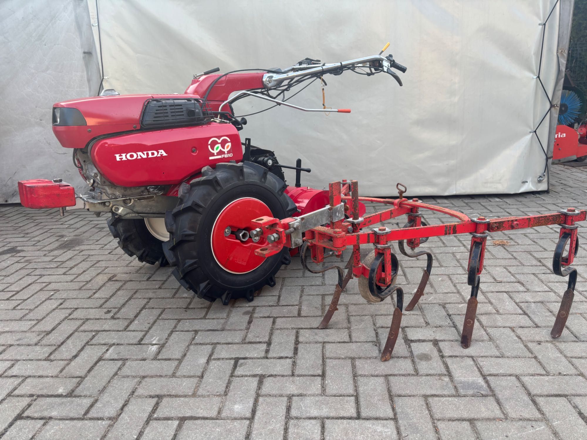 Traktorek Dzik Glebogryzarka Honda f810 Plug BCS goldoni Ferrari