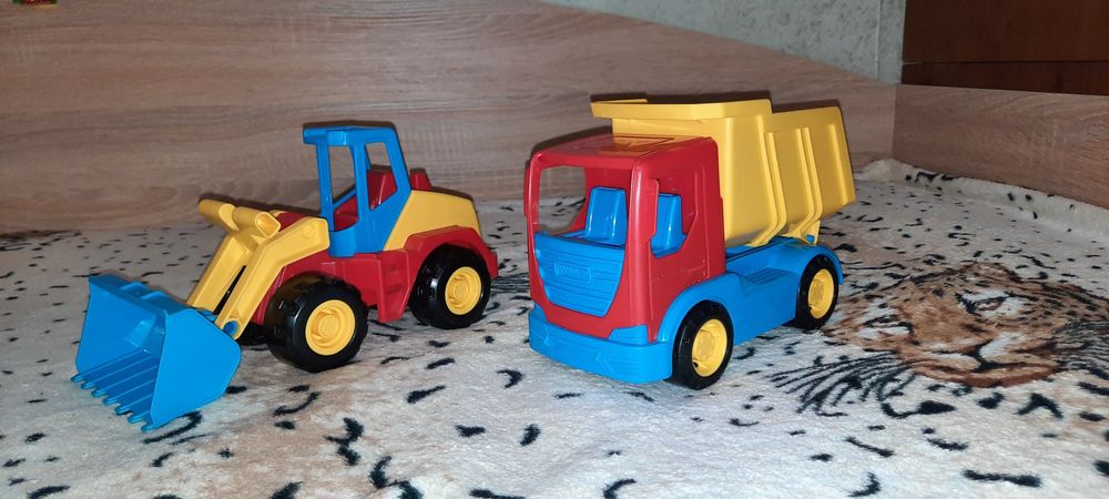 Машины Вадер Трактор и самосвал