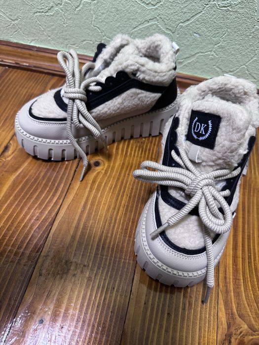 Кросівочки для дівчинки