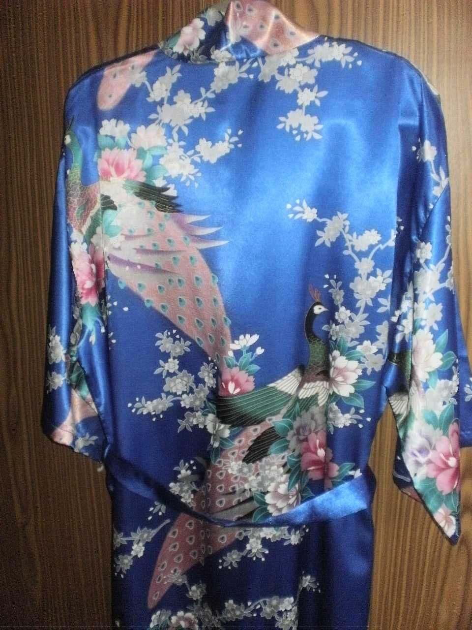 Szlafrok z jedwabiu w piękne wzory roz,  M/XL