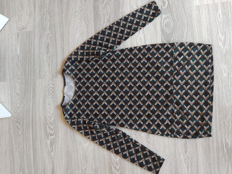 Жіноча сукня (заміри в описі)