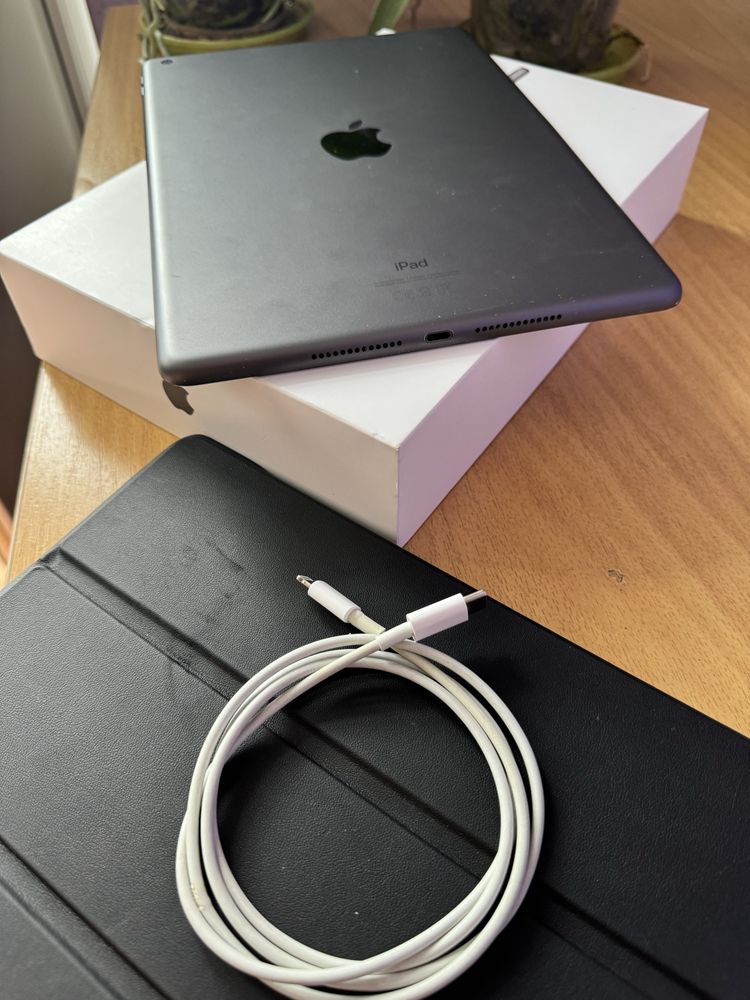 ipad 8 gen 10.2 32 gb Black Официальный укр