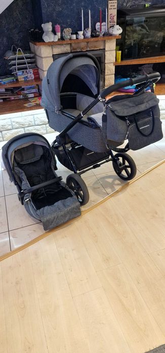 Wózek dziecięcy Venicci Tinum UpLine + śpiworek + adaptery 2023r.