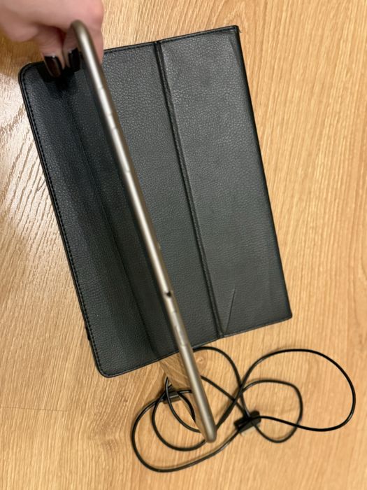 Samsung планшет — на запчастини або для перепрошивки