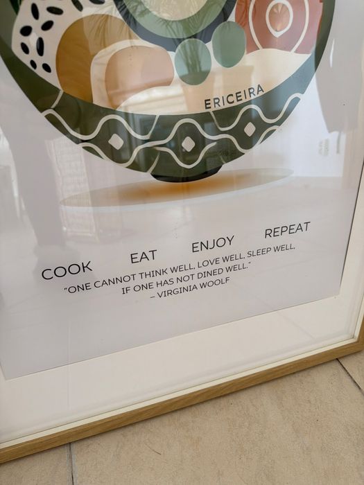 Quadro com moldura – design exclusivo (94×63 cm)