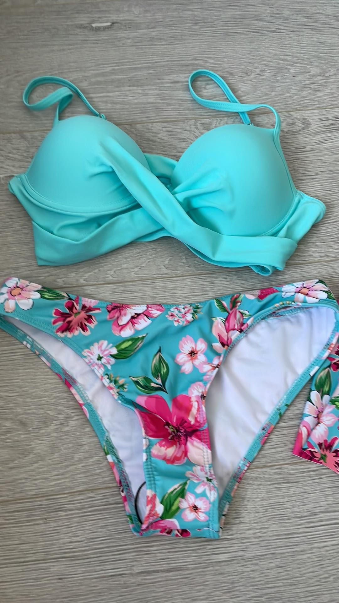 Strój kąpielowy trzyczęściowy bikini