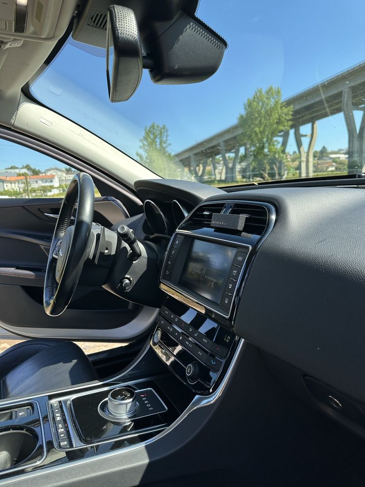 Jaguar Xe 2.0 Prestige