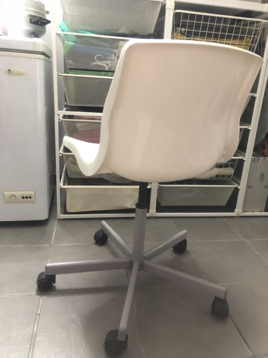 Cadeira giratoria de secretaria