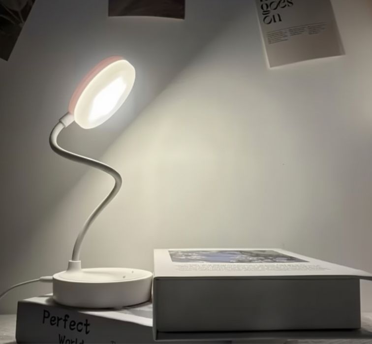 Настільна лампа, нічник