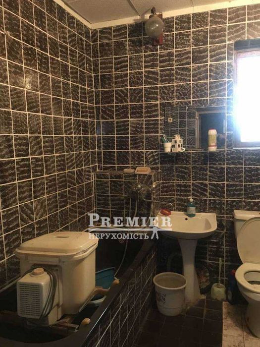 Продається капітальний 3-рівневий будинок 223 кв.м.