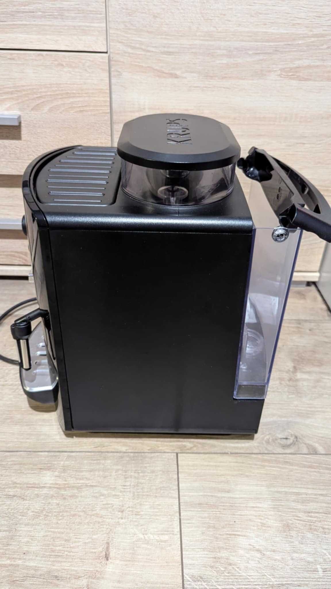 Ekspres do kawy KRUPS Quattro Force EA8110
