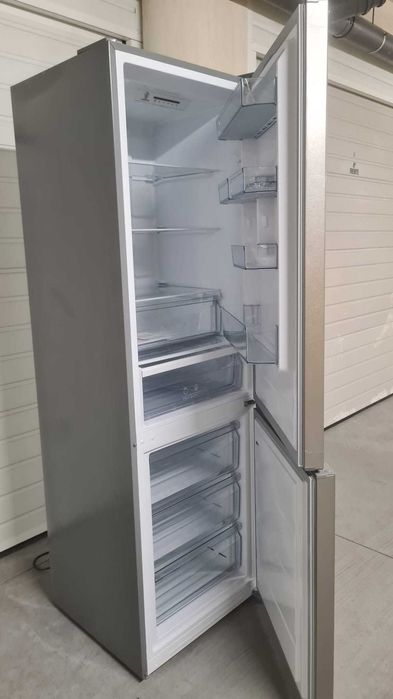 Frigorifico combinado Teka NFL 342 C - NOVO -SEM USO.