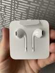 Нові оригінальні MMTN2AM/A EarPods with Lightning Connector Mod. A1748