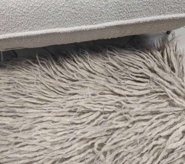 Ліжник-доріжка карпатський з вовни