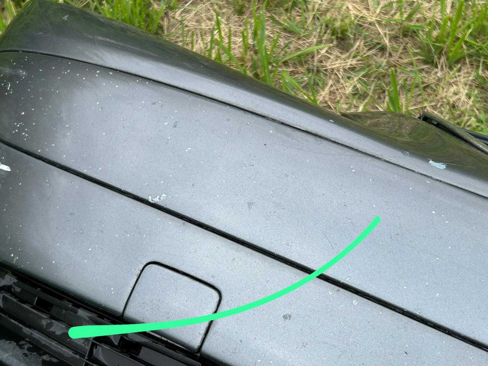 Zderzak przedni VW Touran I srebrny