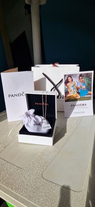 Colar Pandora Original, com pingente em forma de cruz