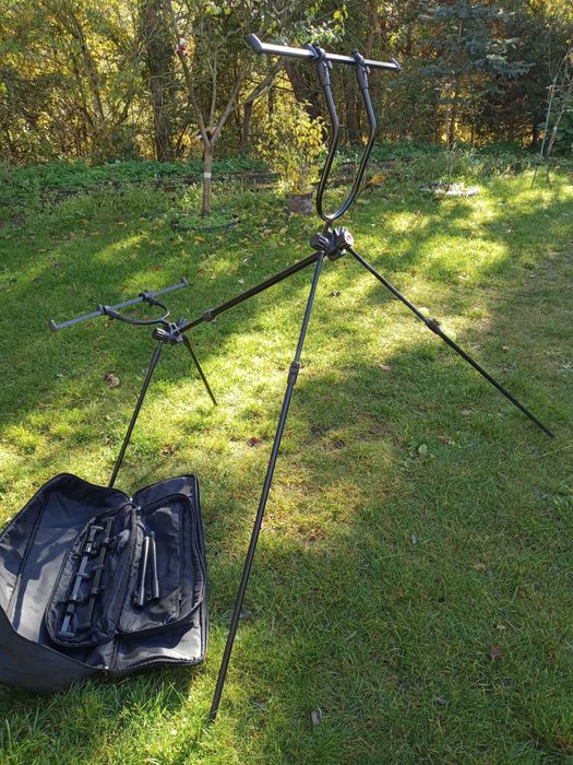 Stojak CYGNET + Buzzbary