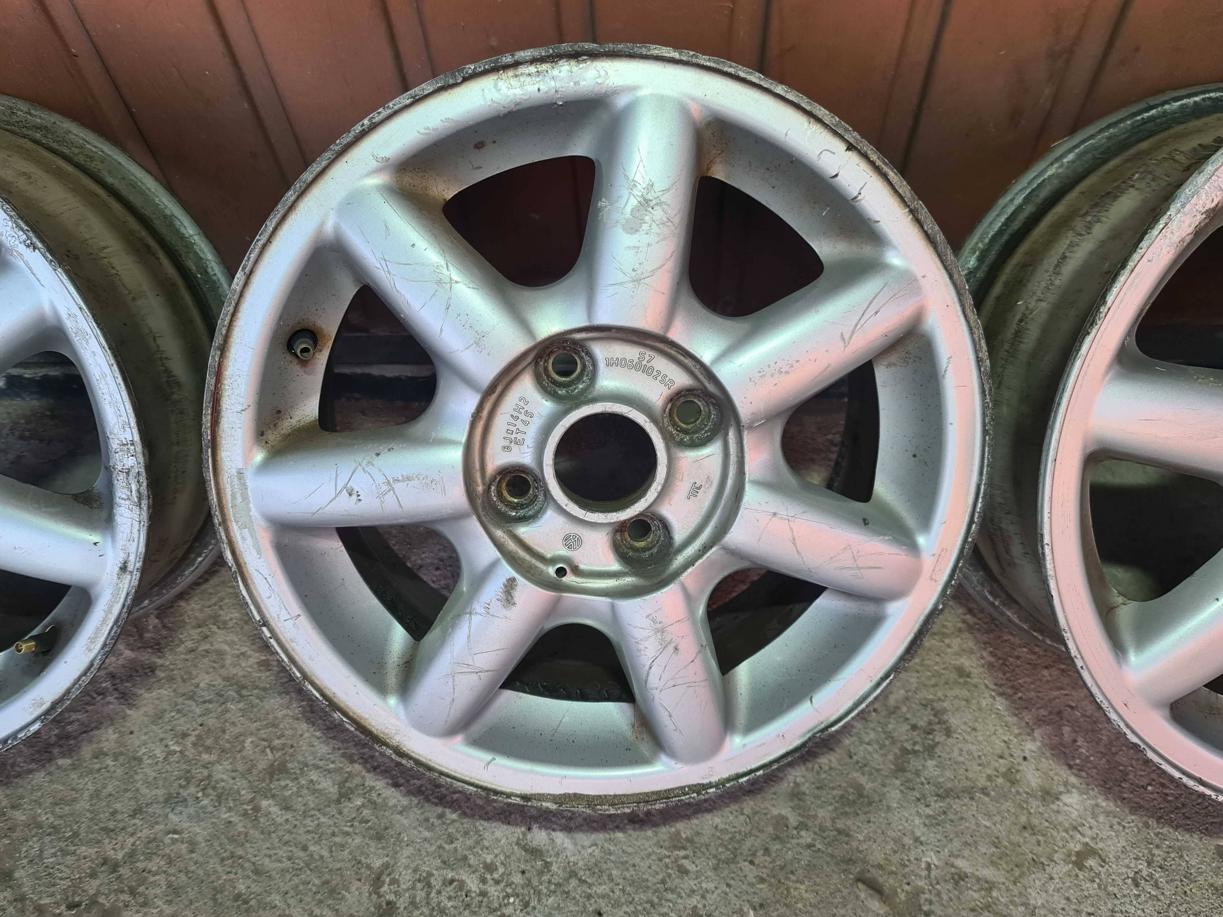 Alufelgi VW 14" cali 4x100 Golf Vento