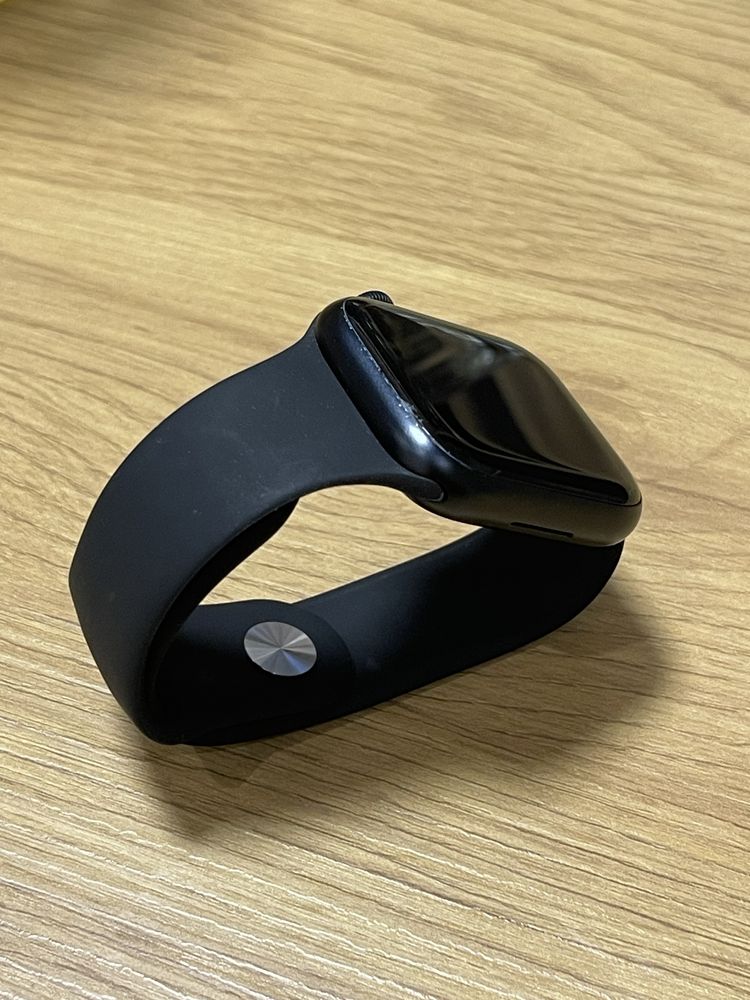 Apple Watch Series 8 LTE 45 mm АКБ 100%