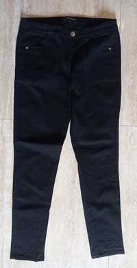 Spodnie czarne Reserved  rozmiar 38