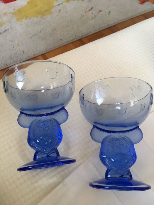 Duas taças di mickey