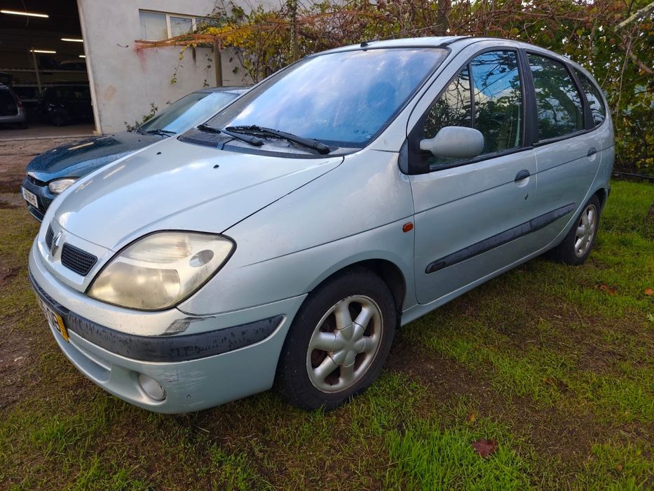 Renault Scenic 1.4 gasolina 2003 para peças todo o material disponível