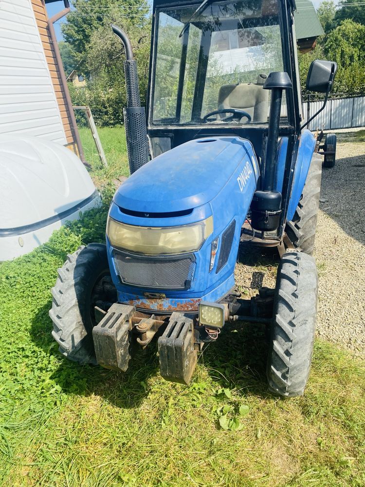 Трактор DW404D чотири циліндри