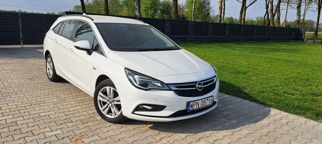 Opel Astra K * Sport Tourer 1.6 Diesel* 110km*Navi*Klima*Alu